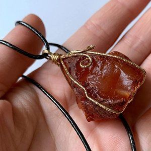 CARNELIAN PENDANT
